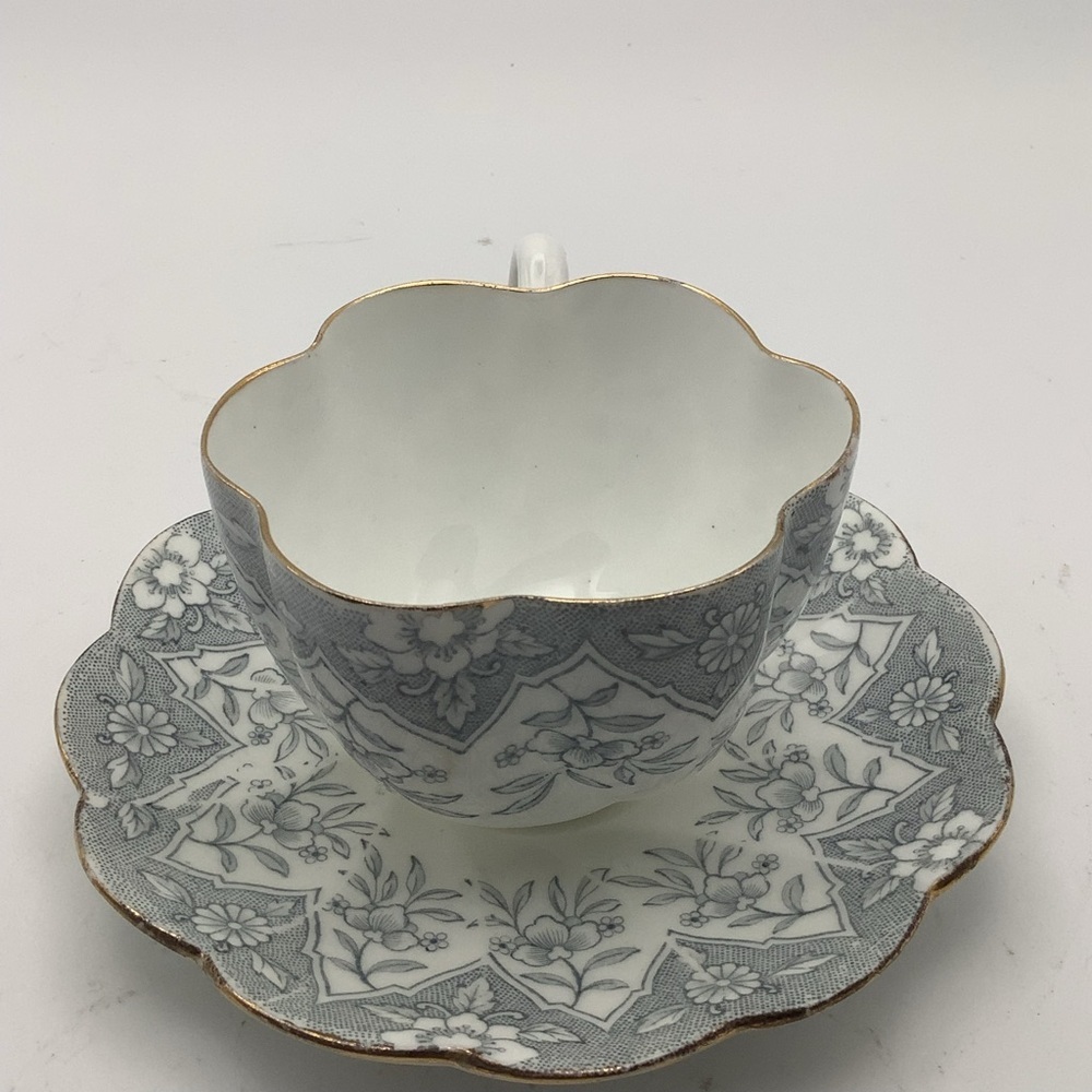 Vintage Chapman England Fluted Teacup and Saucer - Picture 4 of 10